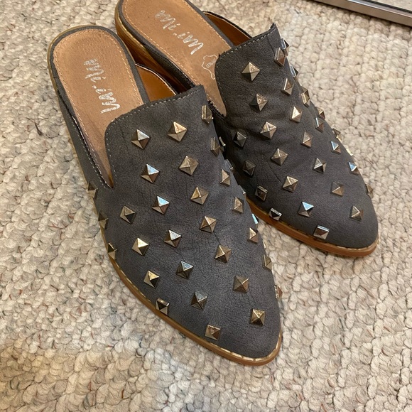 Vici grey studded slides - Picture 2 of 2